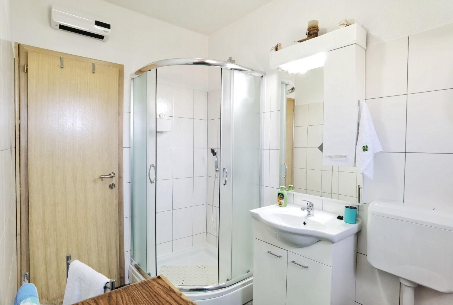 Apartments Adria - Seafront & Seaview Lukovo Šugarje Esterno foto